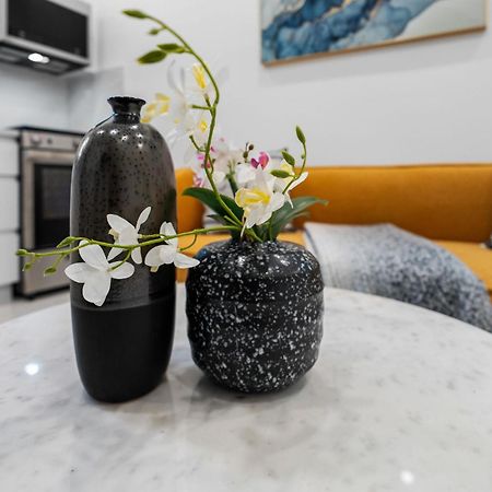 Brand New 2 Bedroom Point Grey Getaway Vancouver Exterior photo