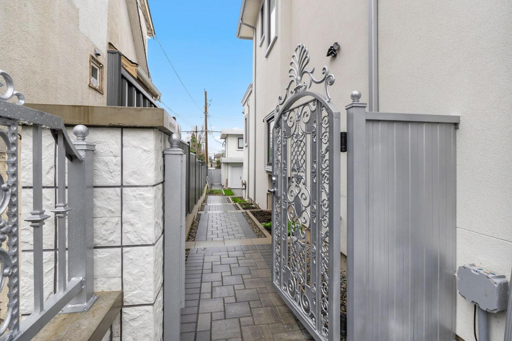 Brand New 2 Bedroom Point Grey Getaway Vancouver Exterior photo