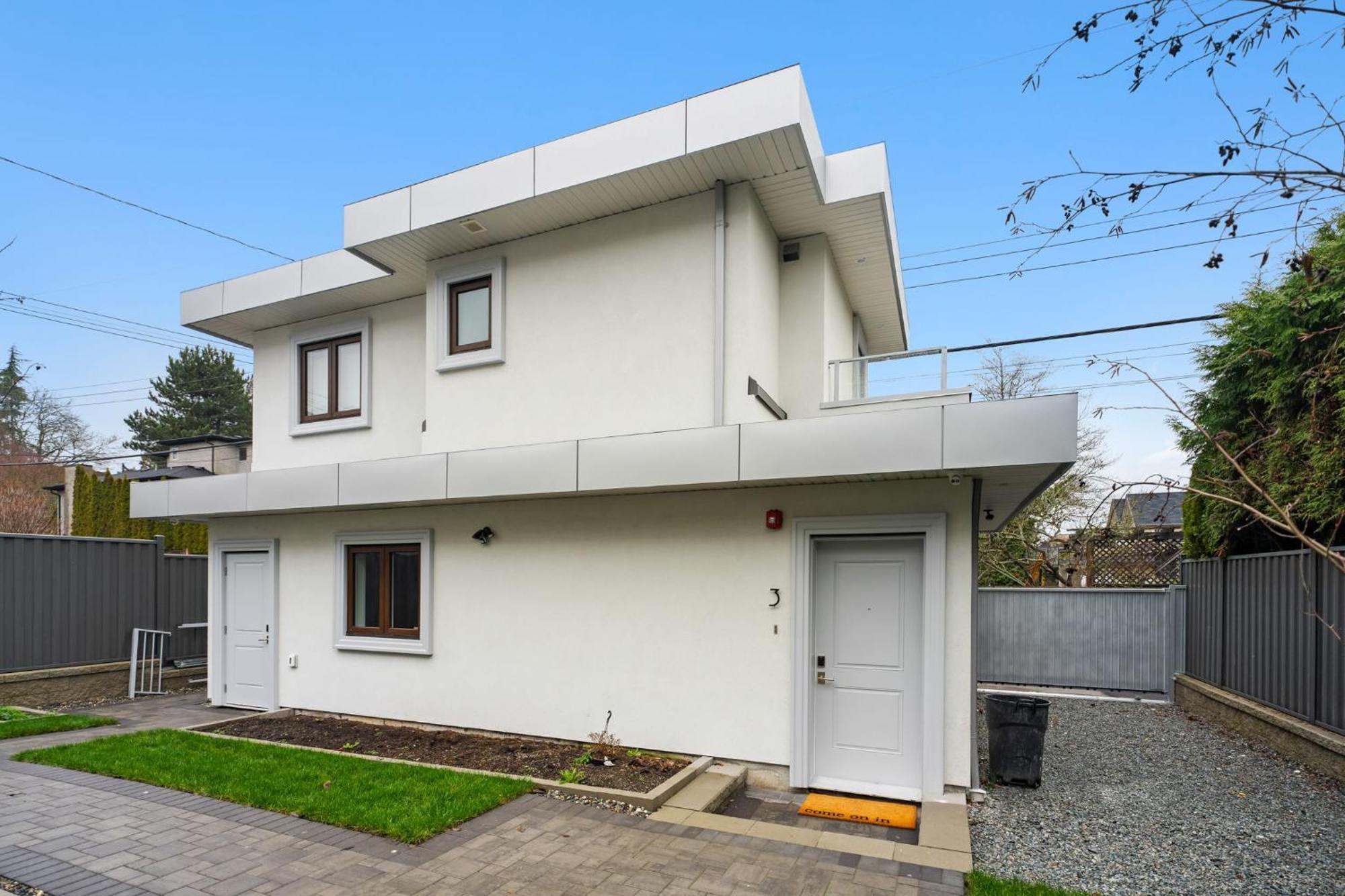 Brand New 2 Bedroom Point Grey Getaway Vancouver Exterior photo