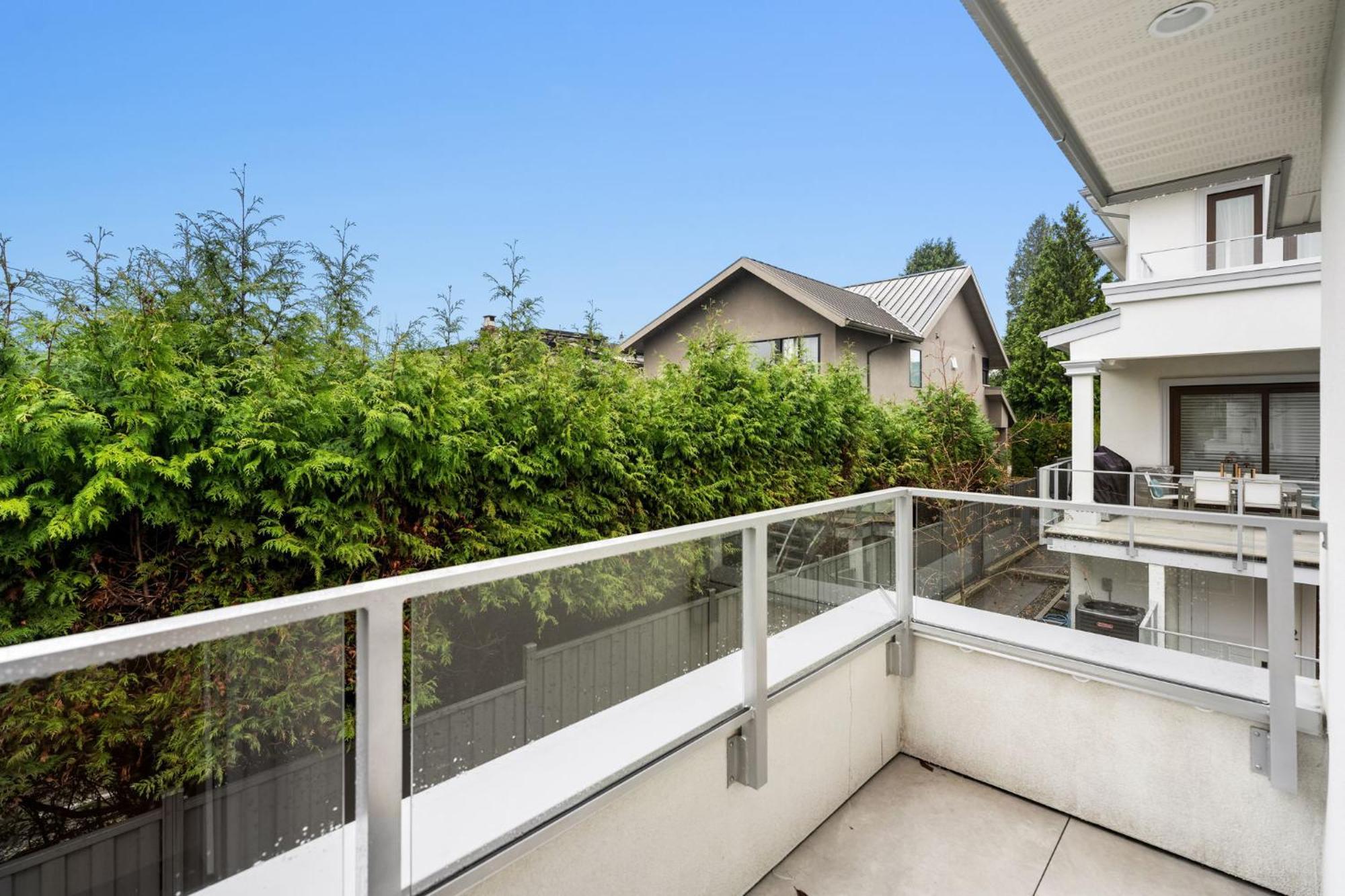 Brand New 2 Bedroom Point Grey Getaway Vancouver Exterior photo